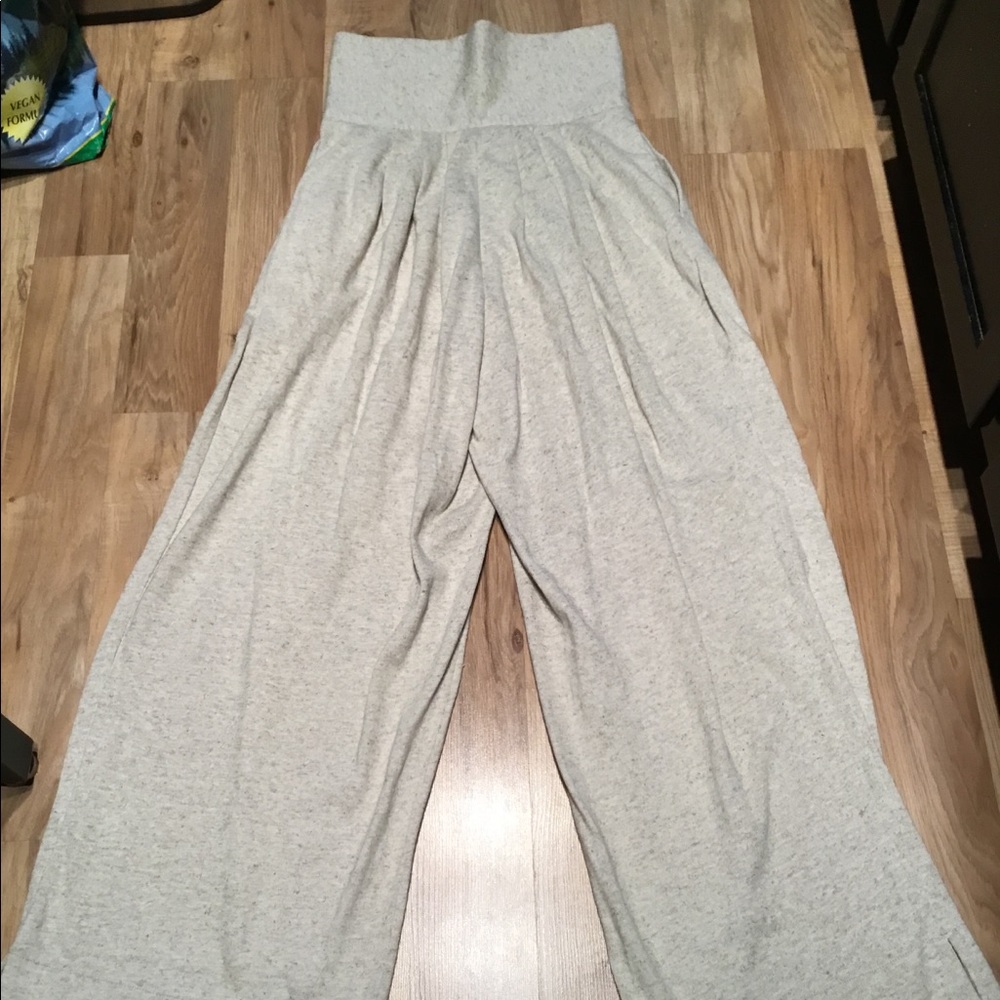 JoiTees wide leg pants with belt *offers welcome*